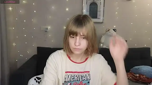 Snapshot of HermioneHHH chatting on January 11, 2025, 7:05 pm HermioneHHH online show from January 11, 2025, 7:05 pm