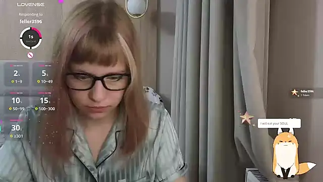 Snapshot of HermioneHHH chatting on November 16, 2025, 8:03 pm HermioneHHH online show from November 16, 2025, 8:03 pm