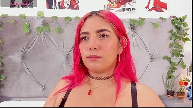 Snapshot of linasantoss chatting on February 6, 2025, 12:16 pm linasantoss online show from February 6, 2025, 12:16 pm