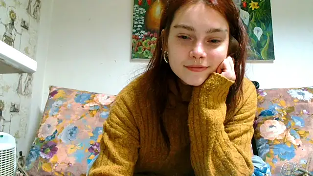 Sophie Bell online show from February 26, 2025, 9:05 pm