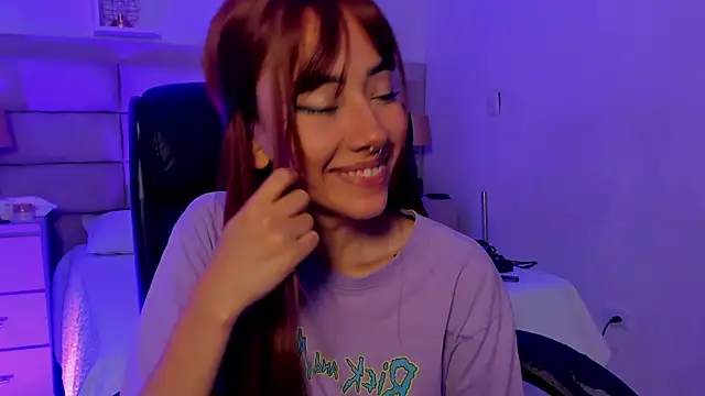 Snapshot of MelodyBliss chatting on October 1, 2025, 4:40 am MelodyBliss online show from October 1, 2025, 4:40 am