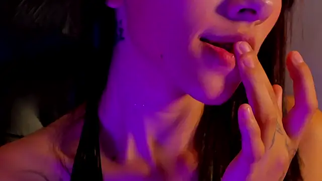 Snapshot of MelodyBliss chatting on November 5, 2025, 4:56 am MelodyBliss online show from November 5, 2025, 4:56 am