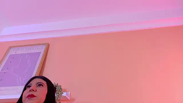 Snapshot of KendalMilleer chatting on November 28, 2025, 10:29 am KendalMilleer online show from November 28, 2025, 10:29 am