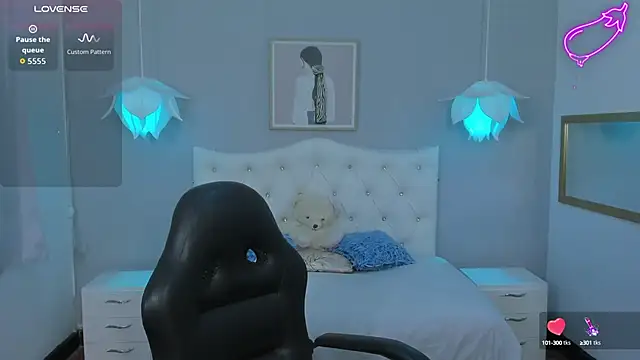 Snapshot of Lisa7_7 chatting on October 15, 2025, 6:52 pm Lisa7 7 online show from October 15, 2025, 6:52 pm