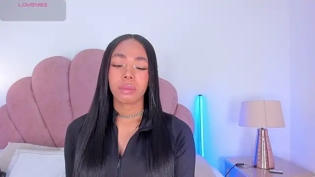 Nicole Paradise online show from March 4, 2026, 12:55 pm