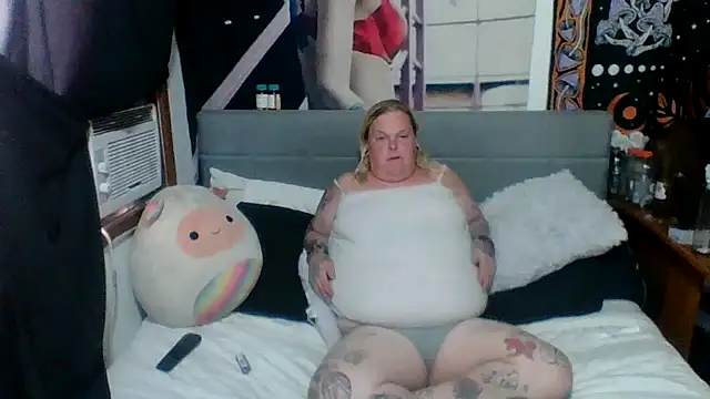 Snapshot of Trans_Girl_next_door420 chatting on July 2, 2026, 10:27 pm Trans Girl next door420 online show from July 2, 2026, 10:27 pm