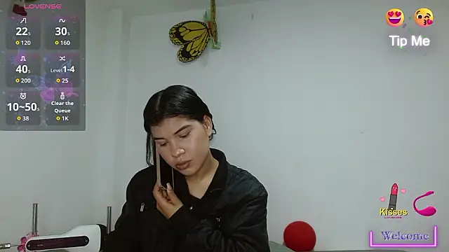 SophiaMeyerst online show from February 17, 2026, 3:29 pm