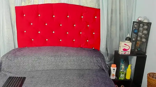 Snapshot of Cumming_Tiffani chatting on March 8, 2025, 12:30 pm Cumming Tiffani online show from March 8, 2025, 12:30 pm