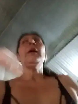 Mia-funny20 online show from February 19, 2025, 7:48 pm