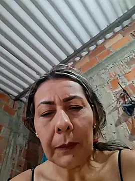 Snapshot of Mia-funny20 chatting on May 26, 2026, 9:00 pm Mia-funny20 online show from May 26, 2026, 9:00 pm