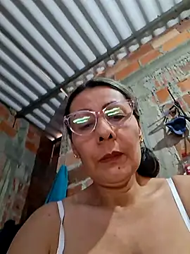 Snapshot of Mia-funny20 chatting on June 15, 2026, 8:00 pm Mia-funny20 online show from June 15, 2026, 8:00 pm
