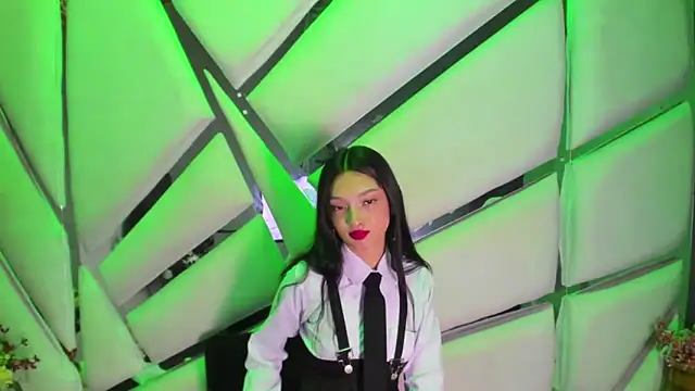 Snapshot of Aurora_18 chatting on November 28, 2025, 2:42 pm Aurora 18 online show from November 28, 2025, 2:42 pm