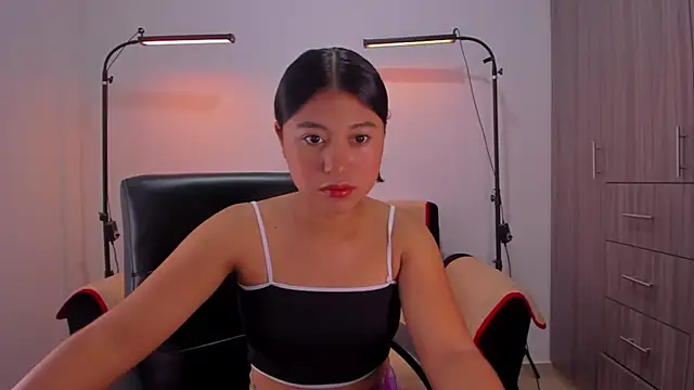 Snapshot of cloy_baby__ chatting on June 3, 2026, 11:35 am cloy baby online show from June 3, 2026, 11:35 am