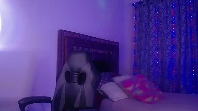 Snapshot of alejandrafitt chatting on June 4, 2026, 3:45 am alejandrafitt online show from June 4, 2026, 3:45 am