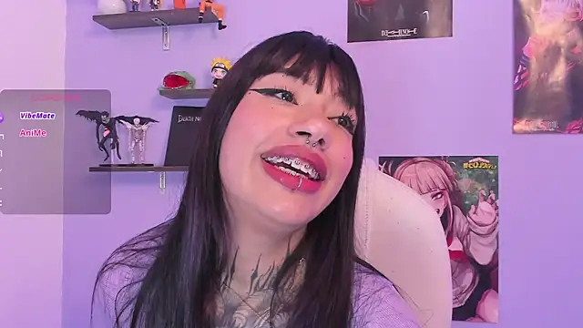 Snapshot of Akari1_Mischief chatting on December 5, 2025, 3:04 am Akari1 Mischief online show from December 5, 2025, 3:04 am