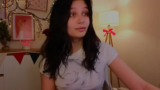 Snapshot of ari_rari chatting on January 3, 2025, 8:11 pm ari rari online show from January 3, 2025, 8:11 pm