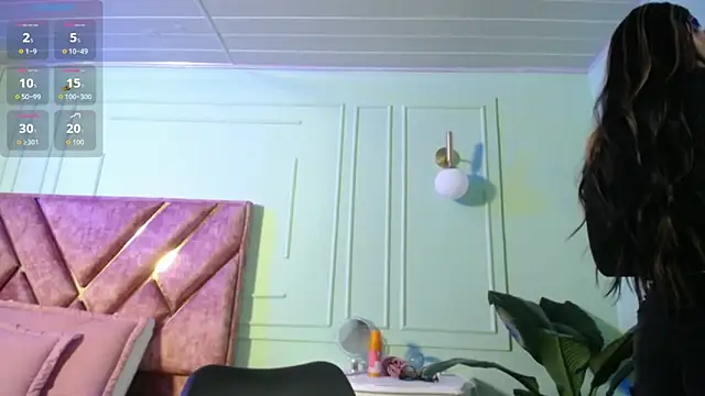 Layna cold online show from November 27, 2025, 12:29 pm