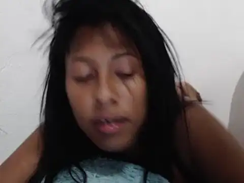 Snapshot of Kitra_New chatting on December 13, 2024, 3:38 am Kitra New online show from December 13, 2024, 3:38 am