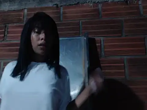 Snapshot of Kitra_New chatting on December 15, 2024, 2:08 am Kitra New online show from December 15, 2024, 2:08 am