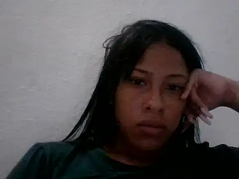 Snapshot of Kitra_New chatting on December 22, 2024, 8:16 am Kitra New online show from December 22, 2024, 8:16 am