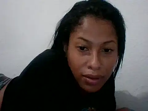 Snapshot of Kitra_New chatting on December 23, 2024, 5:17 am Kitra New online show from December 23, 2024, 5:17 am