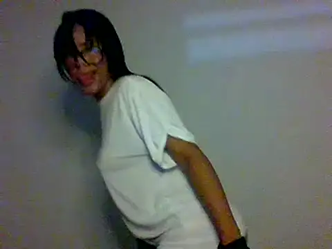 Snapshot of Kitra_New chatting on December 24, 2024, 12:11 am Kitra New online show from December 24, 2024, 12:11 am