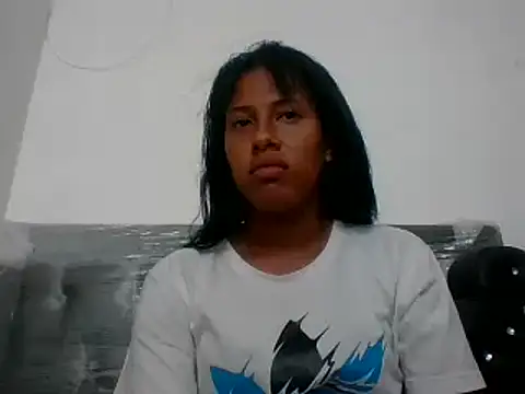 Snapshot of Kitra_New chatting on March 1, 2025, 11:58 pm Kitra New online show from March 1, 2025, 11:58 pm