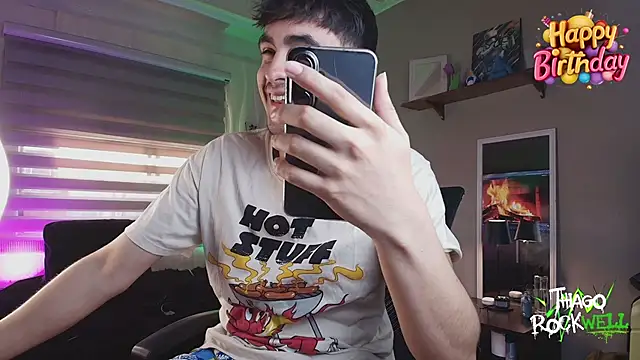 Snapshot of thiago_rockwelll chatting on September 25, 2025, 10:24 pm thiago rockwelll online show from September 25, 2025, 10:24 pm