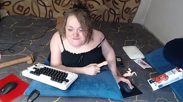 MiniNatalie online show from February 25, 2025, 11:11 pm