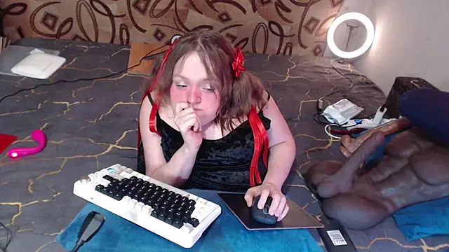 MiniNatalie online show from March 8, 2025, 9:50 am