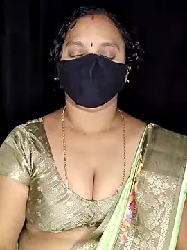 vintage-vibs online show from November 28, 2025, 4:04 am