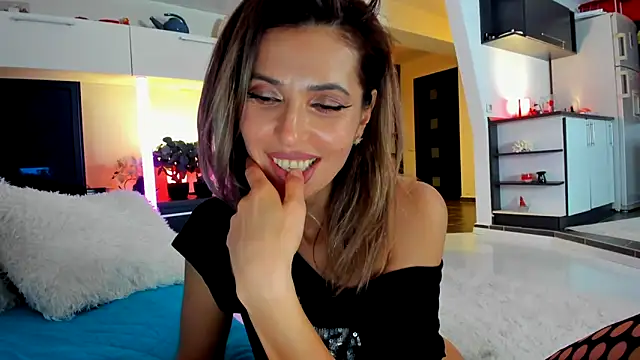 Snapshot of MissSmiley26 chatting on March 21, 2025, 3:55 am MissSmiley26 online show from March 21, 2025, 3:55 am