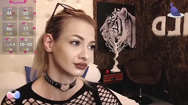 PinkySparks online show from February 26, 2025, 8:22 pm