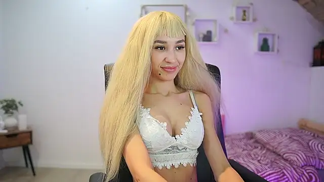 Snapshot of Amai__Liu chatting on December 1, 2025, 6:57 pm Amai Liu online show from December 1, 2025, 6:57 pm