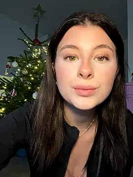 Snapshot of Mia-Minou chatting on December 4, 2025, 2:04 pm Mia-Minou online show from December 4, 2025, 2:04 pm