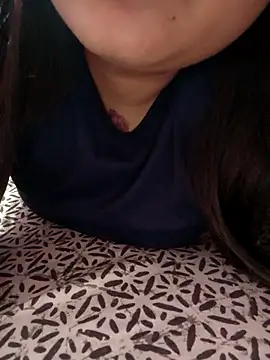 SHUBHI880 online show from October 2, 2025, 4:14 pm