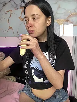 Snapshot of Isabella_21x chatting on November 13, 2025, 12:37 pm Isabella 21x online show from November 13, 2025, 12:37 pm