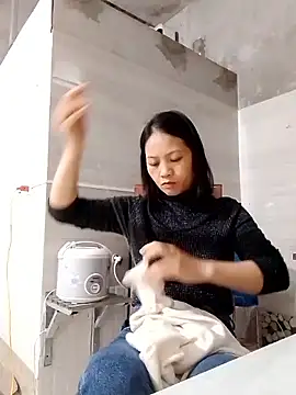 Aninyin22 online show from March 6, 2026, 12:51 am