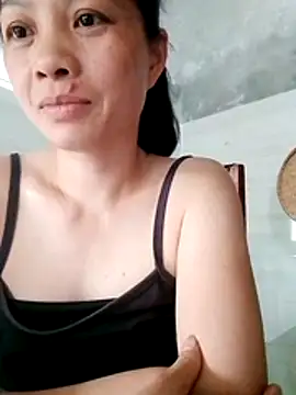 Aninyin22 online show from June 26, 2026, 6:51 am