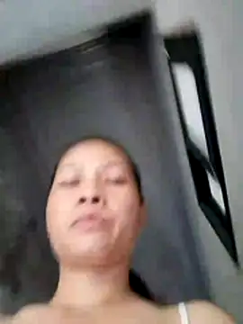 Aninyin22 online show from July 13, 2026, 3:09 am