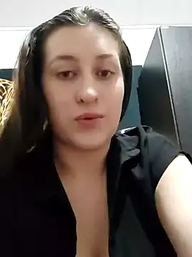 Snapshot of dulccemaria24 chatting on January 12, 2025, 7:42 pm dulccemaria24 online show from January 12, 2025, 7:42 pm