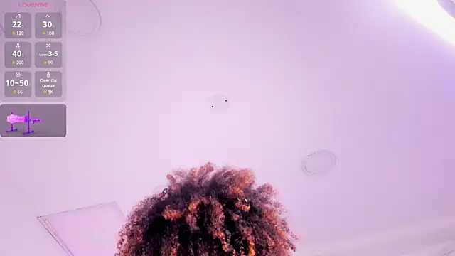  CurlyGirl  online show from May 13, 2026, 8:38 pm