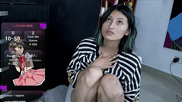 Snapshot of Camila---torres chatting on May 18, 2026, 3:24 am Camila---torres online show from May 18, 2026, 3:24 am
