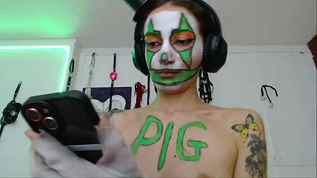 Eloise-brown online show from February 1, 2025, 6:21 am