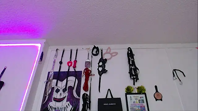 Eloise-brown online show from February 15, 2025, 4:47 am