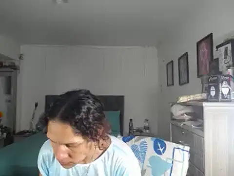 Corina hot online show from December 5, 2024, 10:23 pm