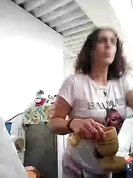 Corina hot online show from February 19, 2025, 6:32 pm