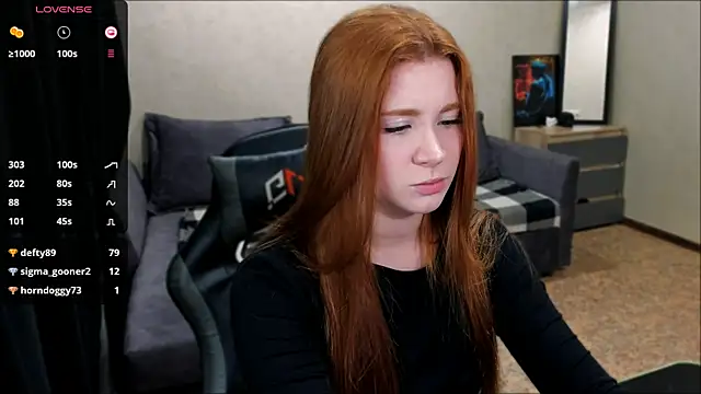 Freckle Diyana online show from December 11, 2024, 1:58 am