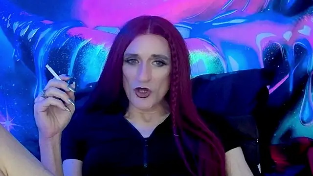 LuvNuk online show from December 3, 2025, 8:40 pm