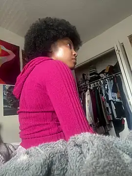 KimiAqua online show from March 9, 2025, 6:00 pm